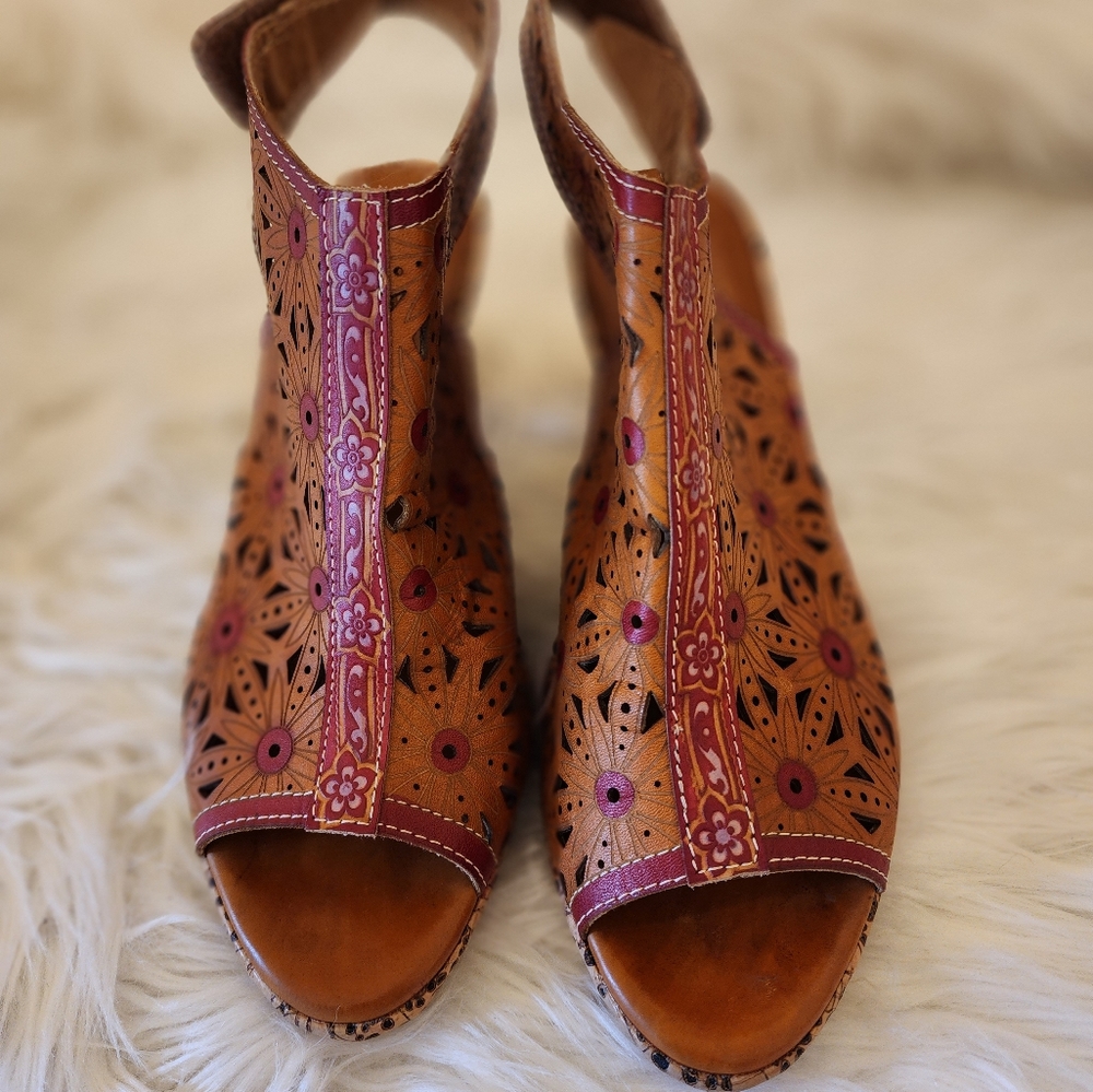 L’artiste Marjan Spring Step Leather boho open toe heeled sandal Size 41